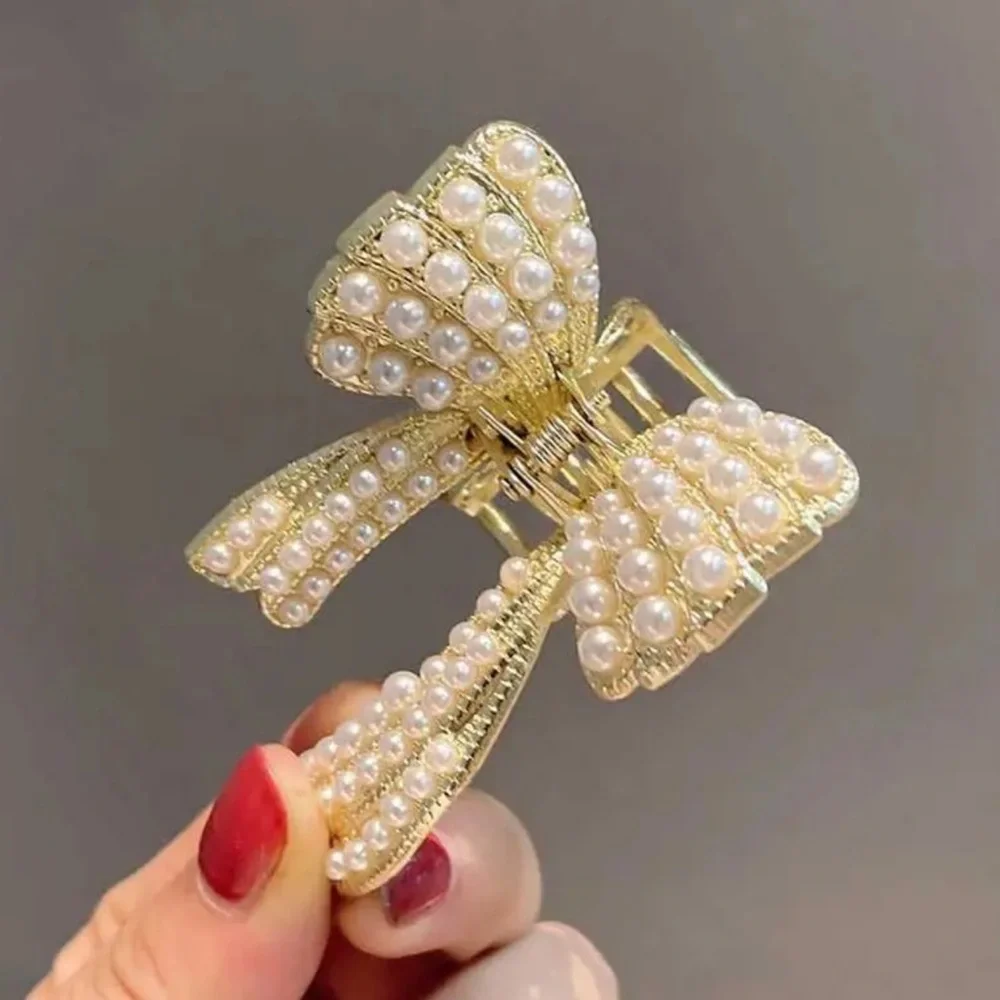 Elegant Pearl Bow Hair Clip. Luxury Cute hair accessories 🎀